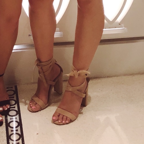 Steve Madden Cosmos Suede Wrap Heel - Picture 6 of 7